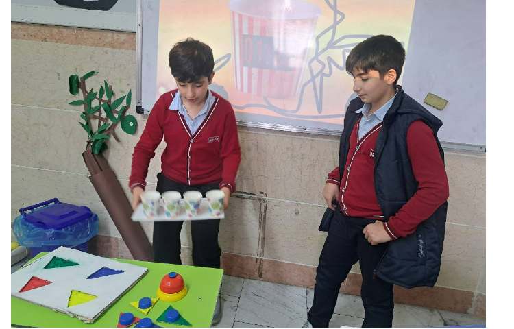 ارائه فصل دوم math 4