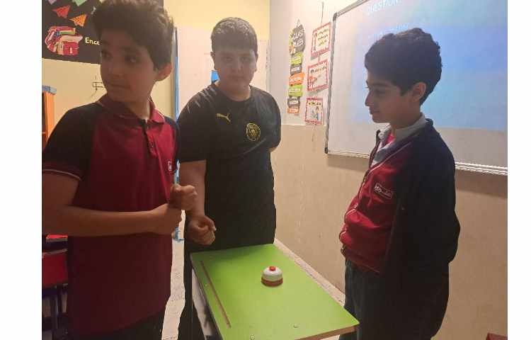 ارائه فصل چهارم math 8