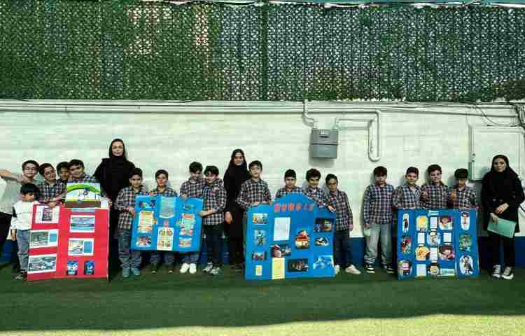 ارائه پروژه نقد فیلم به زبان انگلیسی در دبستان علوی نوین 1