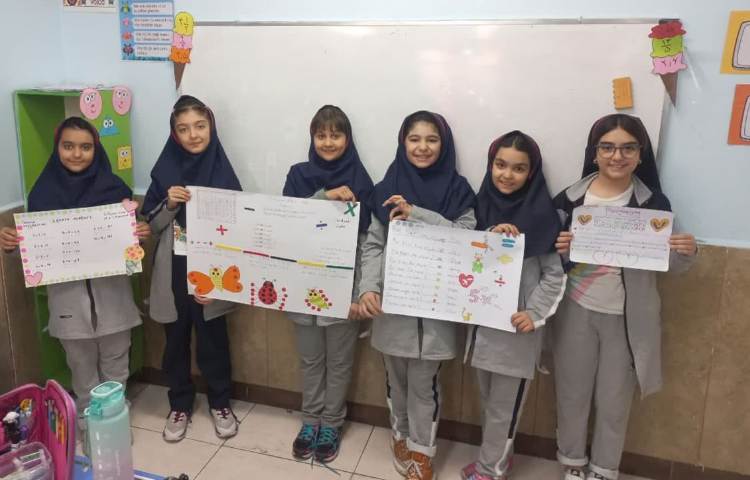 ارائه پوسترهای دانش آموزان 5