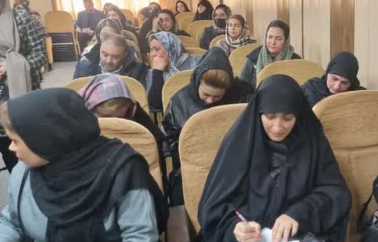 ارائه کارنامه و جلسه دانش افزایی ویژه اولیا 6