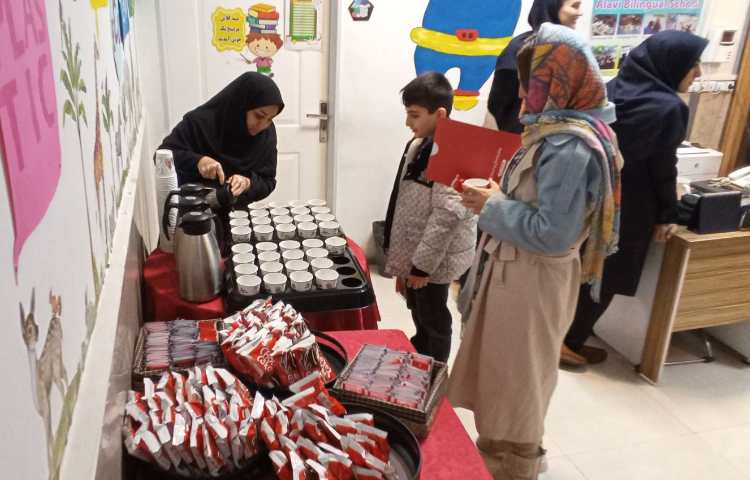 ارائه کارنامه و نمایشگاه دستاوردهای علمی ، فرهنگی و هنری دانش آموزان 25