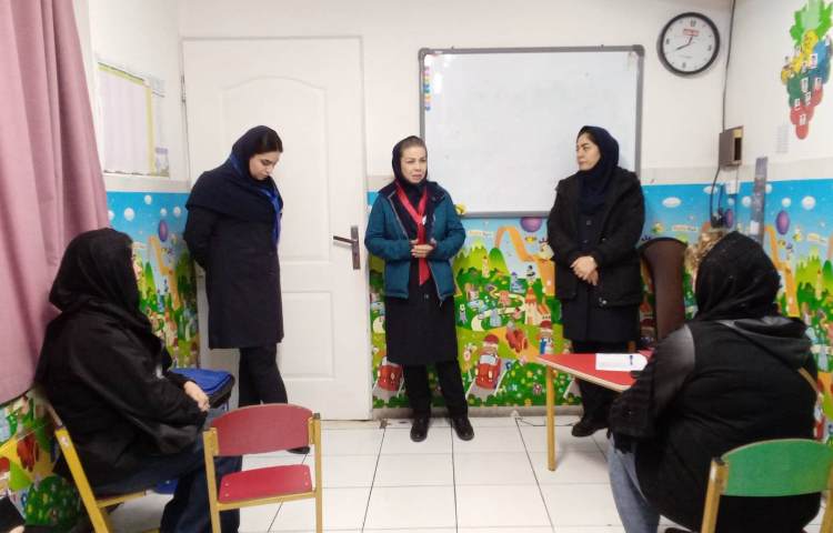 ارائه کارنامه و نمایشگاه دستاوردهای علمی ، فرهنگی و هنری دانش آموزان 46