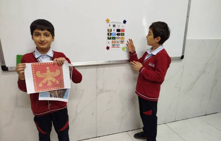 ارائه‌ی تحقیق در مورد سلسله حکومت ایران 4