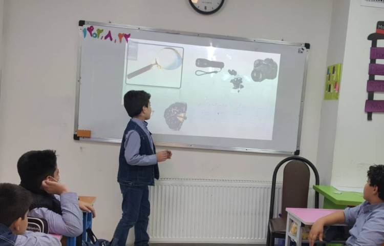 ارائه ی تحقیق و اطلاعات جمع‌آوری شده توسط دانش‌آموزان 4