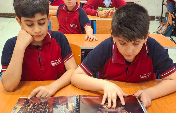 ارائه ی دانش آموز ایمان نوروزی با موضوع معماری تاریخی ایران 2