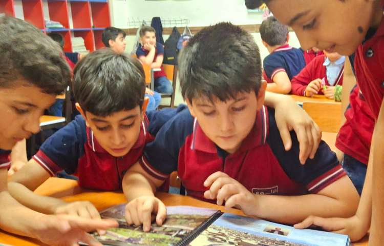 ارائه ی دانش آموز ایمان نوروزی با موضوع معماری تاریخی ایران 5