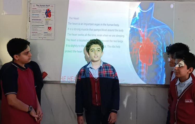 ارائه‌ی زبان‌آموزان در زنگ Science 2