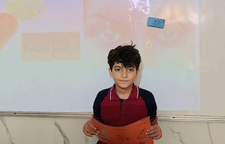 ارائه‌ی مبحث مربوط به ویتامین‌ها و غذای سالم و ناسالم 6