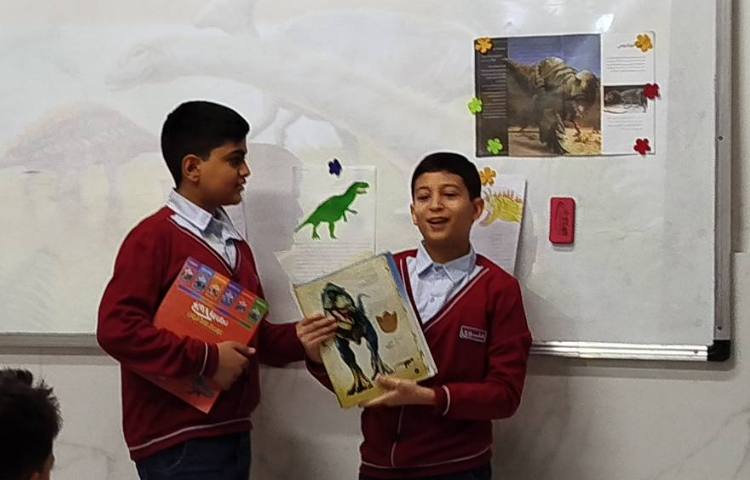 ارائه‌ی پژوهش باعنوان زندگی دایناسورها 2