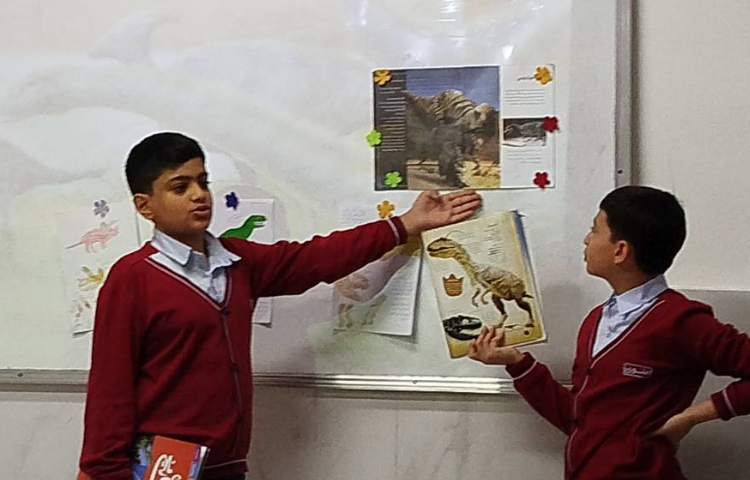 ارائه‌ی پژوهش باعنوان زندگی دایناسورها 3