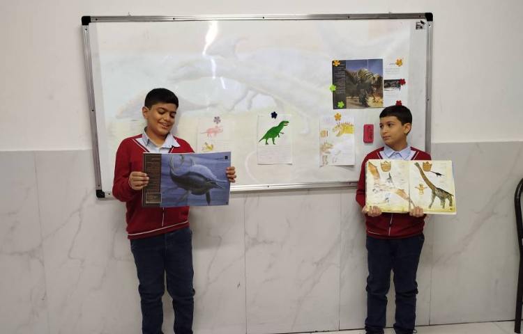 ارائه‌ی پژوهش باعنوان زندگی دایناسورها 6