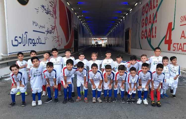 : اردوی استادیوم آزادی، فوتبال لیگ برتر، بازی تیم های استقلال و ملوان