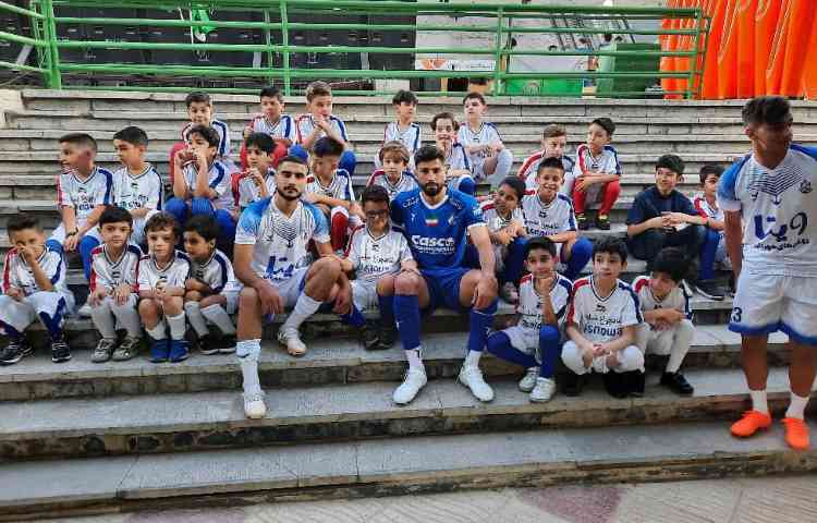 : اردوی استادیوم آزادی، فوتبال لیگ برتر، بازی تیم های استقلال و ملوان 18