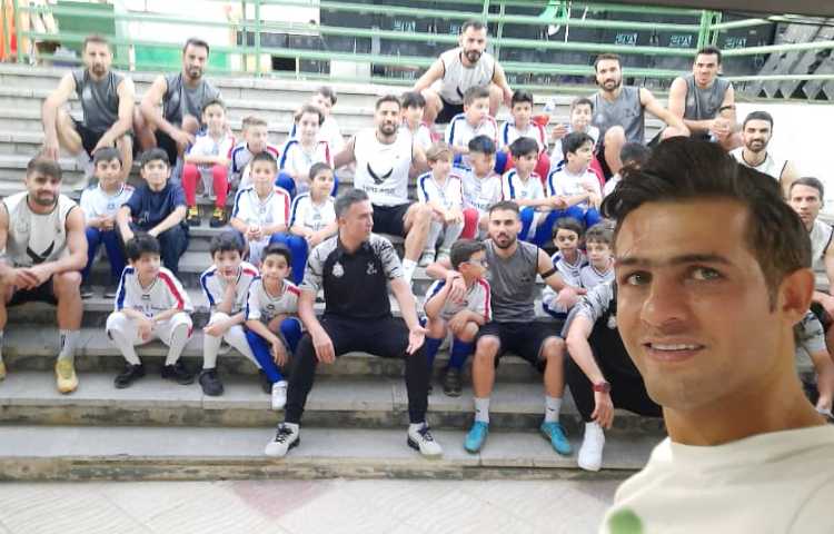 : اردوی استادیوم آزادی، فوتبال لیگ برتر، بازی تیم های استقلال و ملوان 23