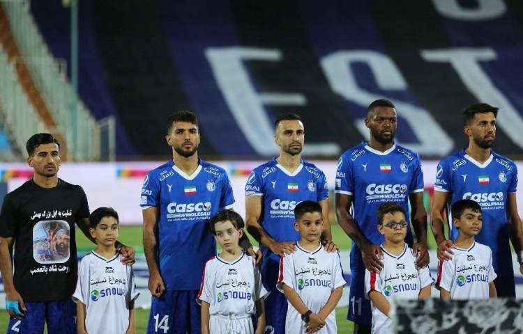 : اردوی استادیوم آزادی، فوتبال لیگ برتر، بازی تیم های استقلال و ملوان 24