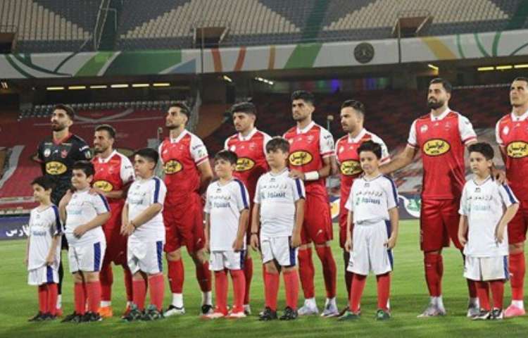 : اردوی استادیوم آزادی، فوتبال لیگ برتر، بازی تیم های پرسپولیس و آلومینیوم اراک 36