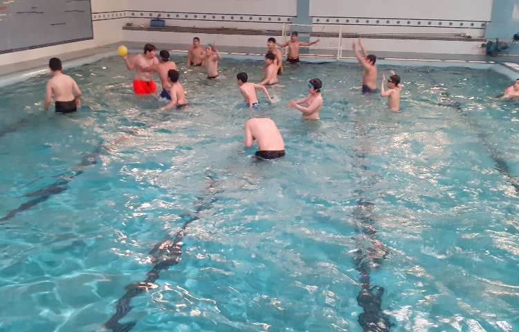 اردوی استخر 4