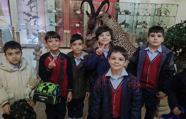 اردوی بازدید از موزه حیات وحش دار آباد