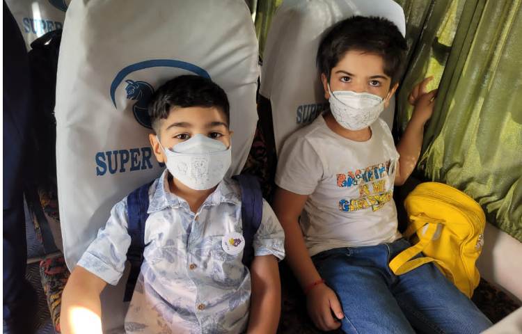 :اردوی تئاتر پاهای خانم هزار پا، کلاس انگور 1