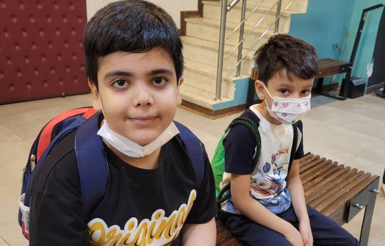 :اردوی تئاتر پاهای خانم هزار پا، کلاس انگور 14