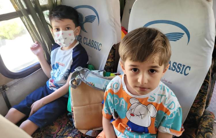 :اردوی تئاتر پاهای خانم هزار پا، کلاس انگور 4