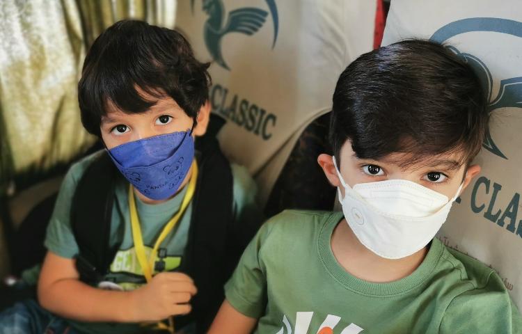 :اردوی تئاتر پاهای خانم هزار پا، کلاس پرتقال 3