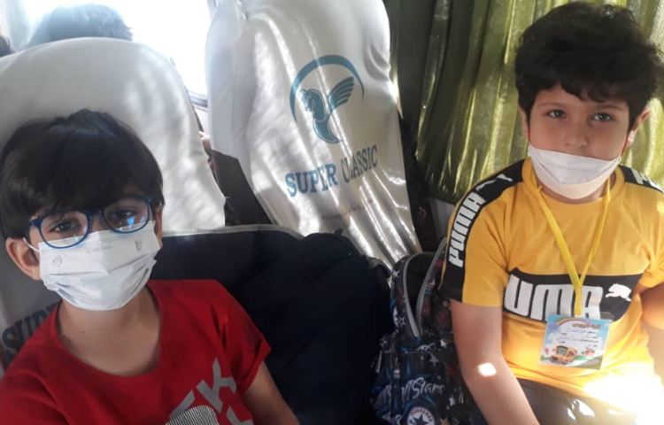 :اردوی تئاتر پاهای خانم هزار پا، کلاس گیلاس 2