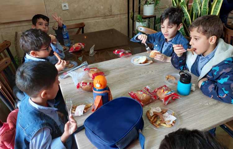 اردوی تفریحی آبان (صبحانه دوستانه) به مناسبت روز دانش آموز 29