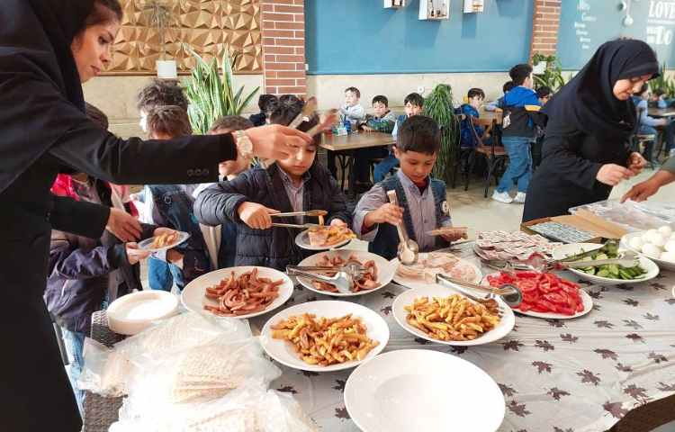 اردوی تفریحی آبان (صبحانه دوستانه) به مناسبت روز دانش آموز 35