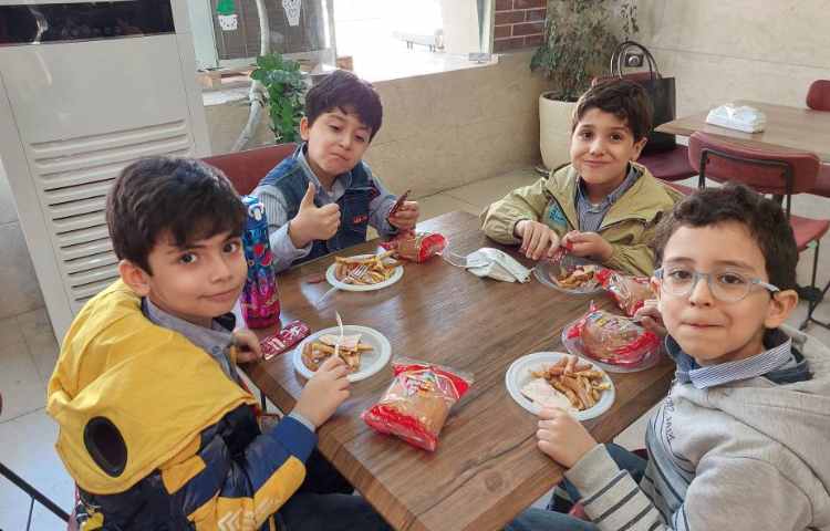 اردوی تفریحی آبان (صبحانه دوستانه) به مناسبت روز دانش آموز 40