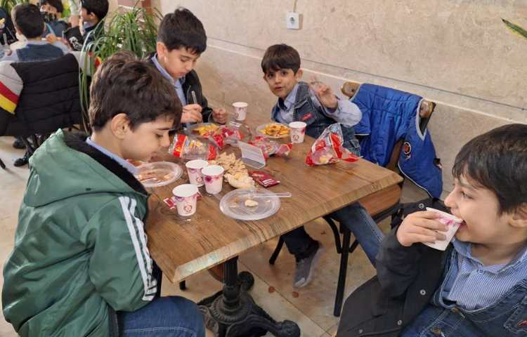 اردوی تفریحی آبان (صبحانه دوستانه) به مناسبت روز دانش آموز 8