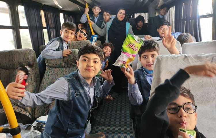 اردوی تفریحی آبان (کاربازیای باغ کتاب) به مناسبت روز دانش آموز 15