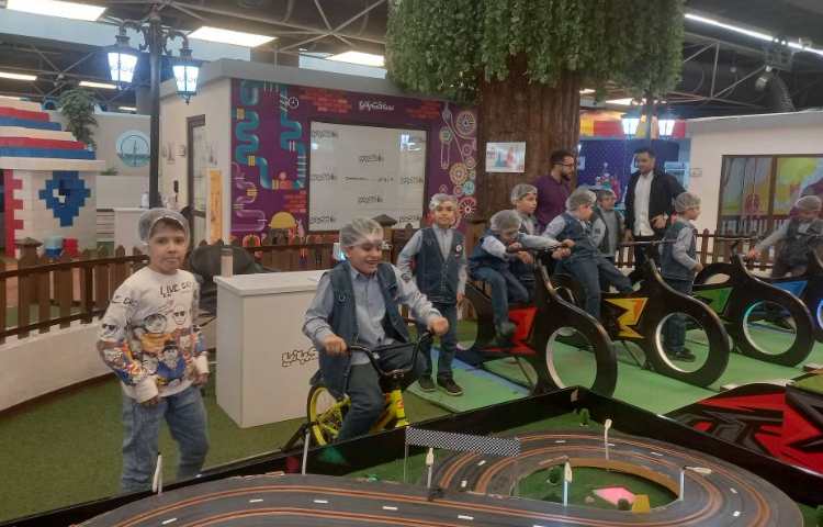 اردوی تفریحی آبان (کاربازیای باغ کتاب) به مناسبت روز دانش آموز 25