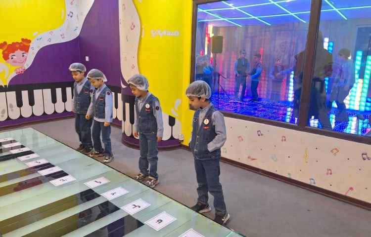 اردوی تفریحی آبان (کاربازیای باغ کتاب) ویژه پایه دوم 13