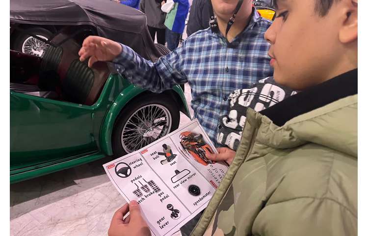 اردوی تفریحی آموزشی زبان انگلیسی - موزه خودروهای کلاسیک 4