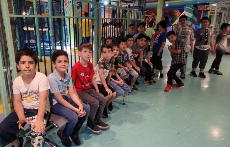 :اردوی تفریحی سرزمین عجایب، پایه دوم 2