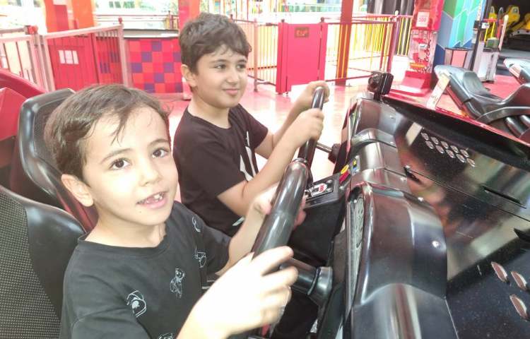 :اردوی تفریحی سرزمین عجایب، پایه سوم 18