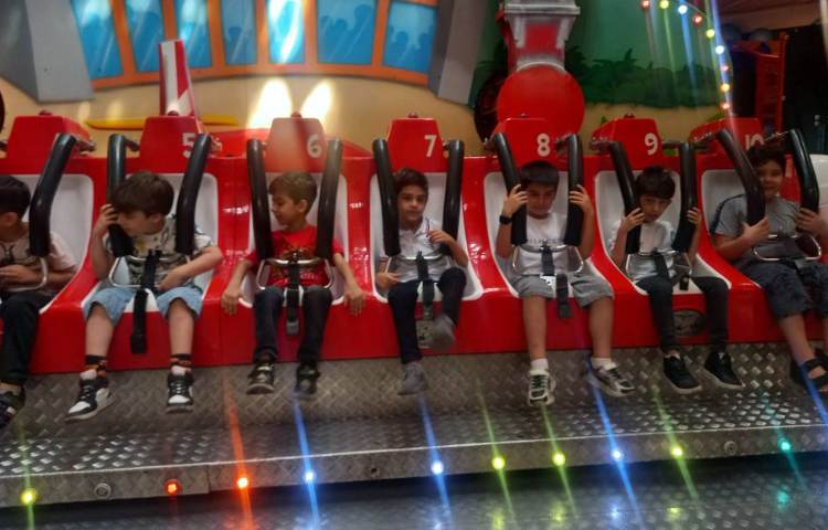 :اردوی تفریحی سرزمین عجایب، پایه سوم 6