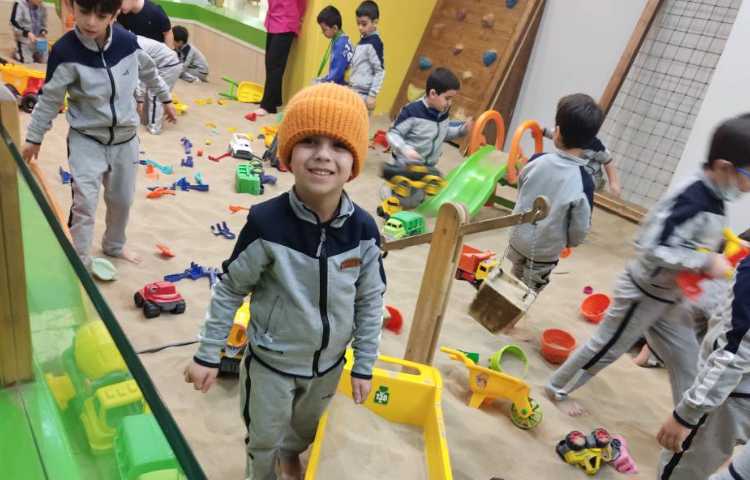 اردوی تفریحی سرزمین ماسه ویژه پیش دبستان 19