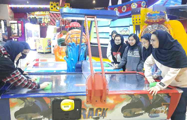 اردوی تفریحی شهربازی ارم 3