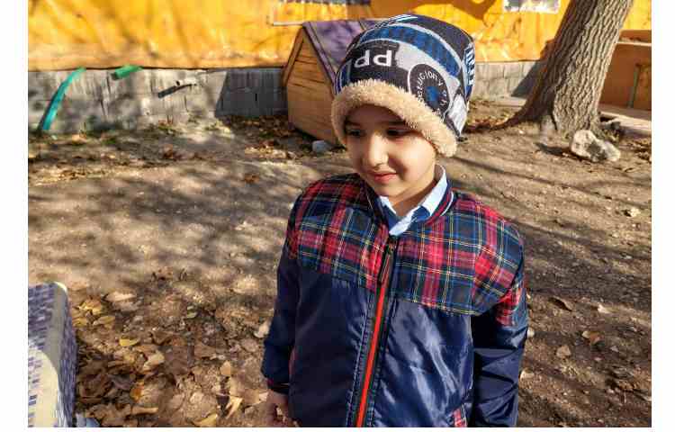 اردوی حیاط 9