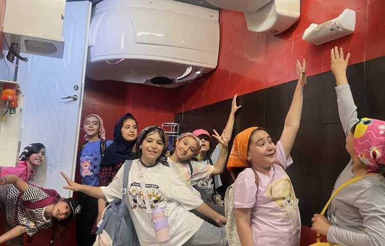 اردوی خانه وارونه 15