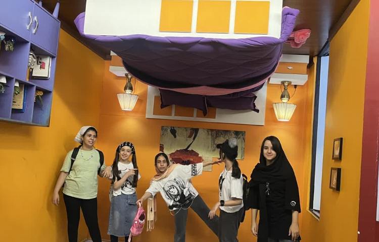 اردوی خانه وارونه 8