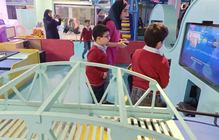 اردوی دانش‌آموزان مریخ 1 (ربوکیدز ) 8