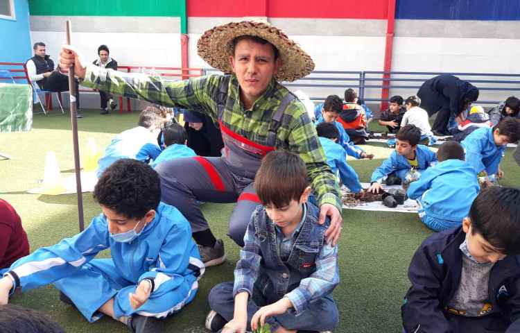 :اردوی درون مدرسه ای به مناسبت روز درختکاری 3