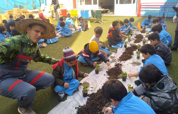 :اردوی درون مدرسه ای به مناسبت روز درختکاری 5