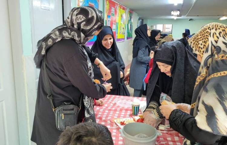 اردوی درون مدرسه ای ( ماه مهر) : یک روز شاد در کنار مادربزرگ های نازنین 1