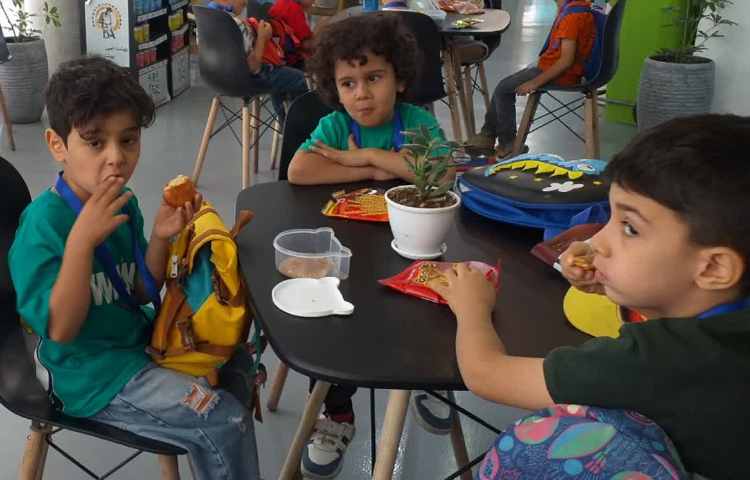 اردوی دکتر لند 1