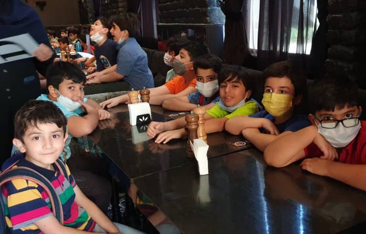 :اردوی زبانی(صبحانه)، کافه بارزیل، کلاس زمین و مریخ 30